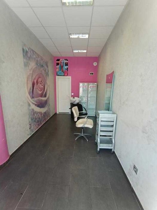 Дава се под наем Магазин в София, Борово - 18 кв.м за 204 € - Снимка #2