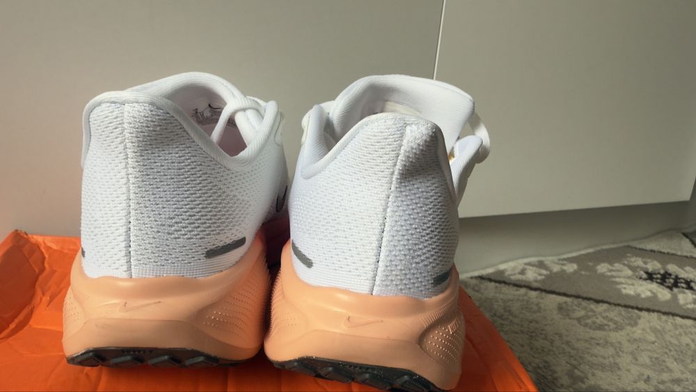 Кроссовки nike 39 размер