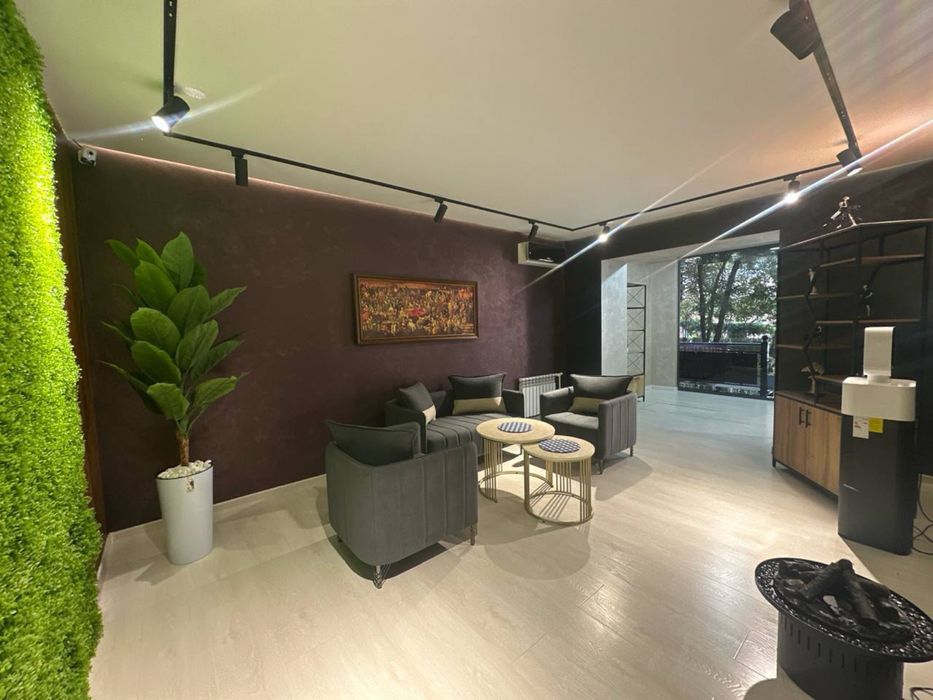 Офис с Арендатором в центре , 102 м2