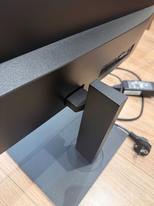 Продаётся монитор HP 27fh — 27 дюймов, IPS