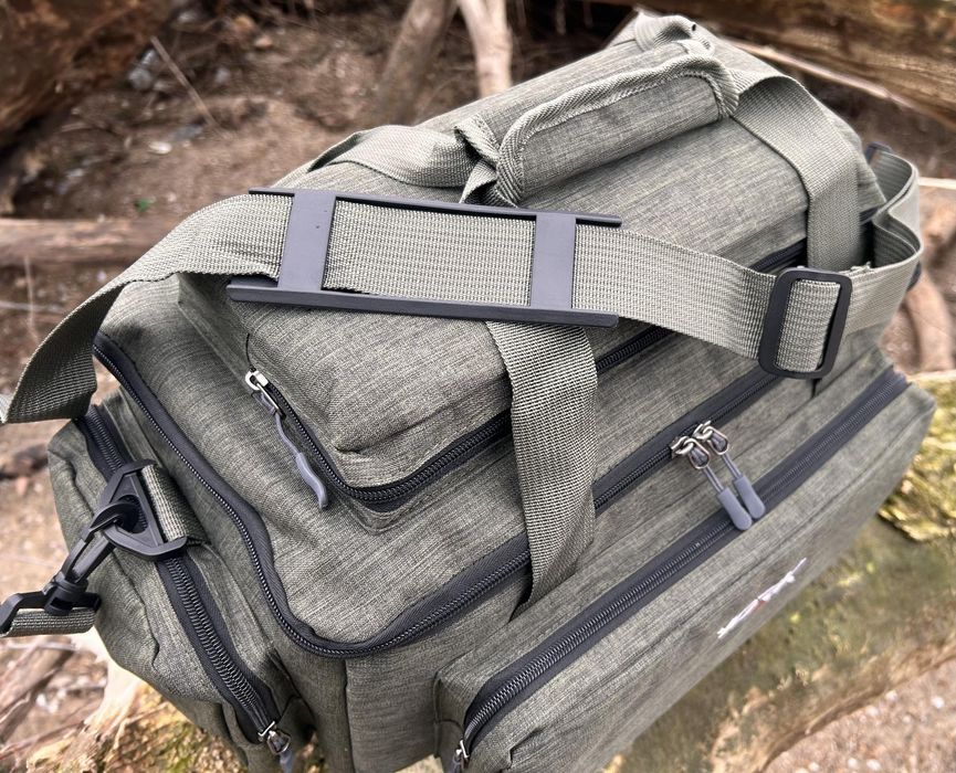 Сак за спининг риболов+кутия