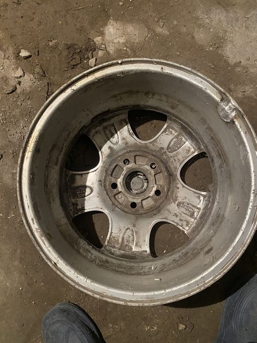 Продам диски 16 размер