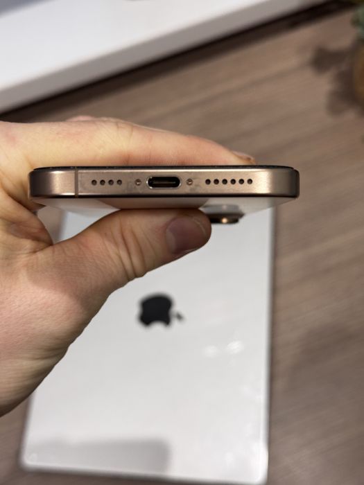 Айфон 16 про мах