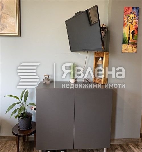 Продава се Тристаен апартамент в Варна, Възраждане 3 - 74 кв.м за 2149 €/кв.м - Снимка #2