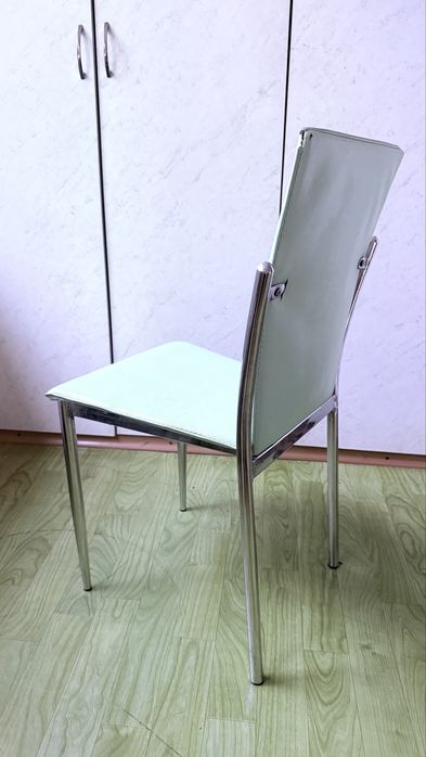 Продам стулья в хорошем состоянии