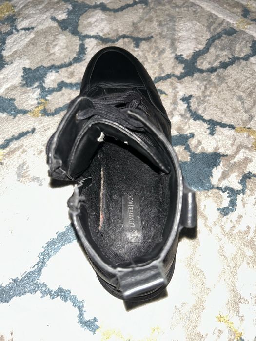 Новая мужская обувь