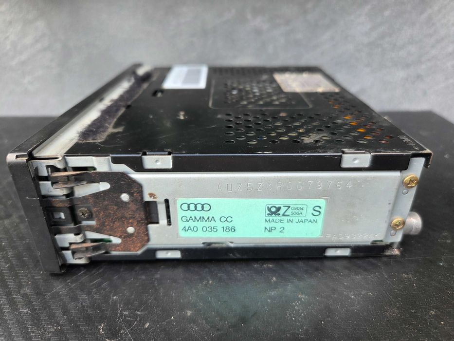 Radiocasetofon Audi Gamma CC