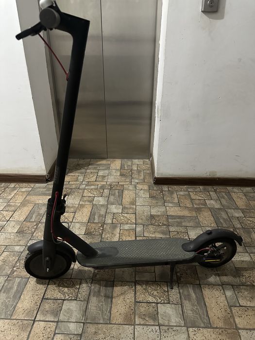 Продам Электро самокат.
