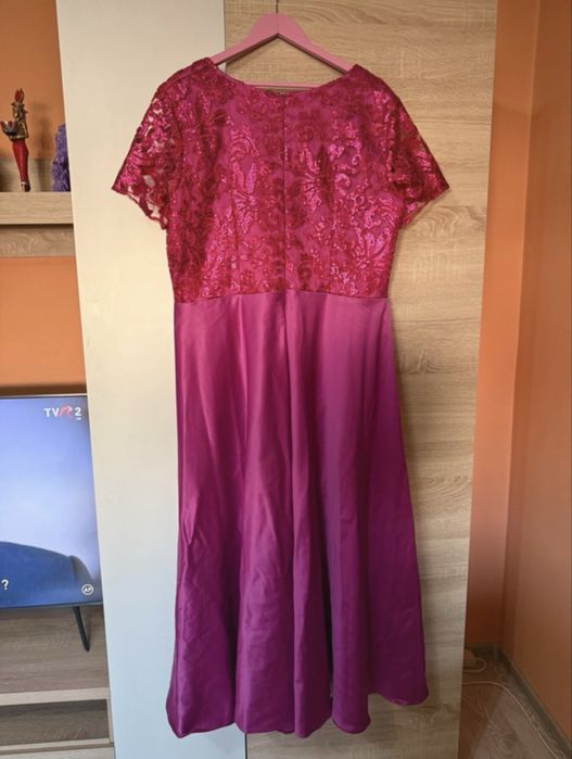 Rochie Foarte Elegantă