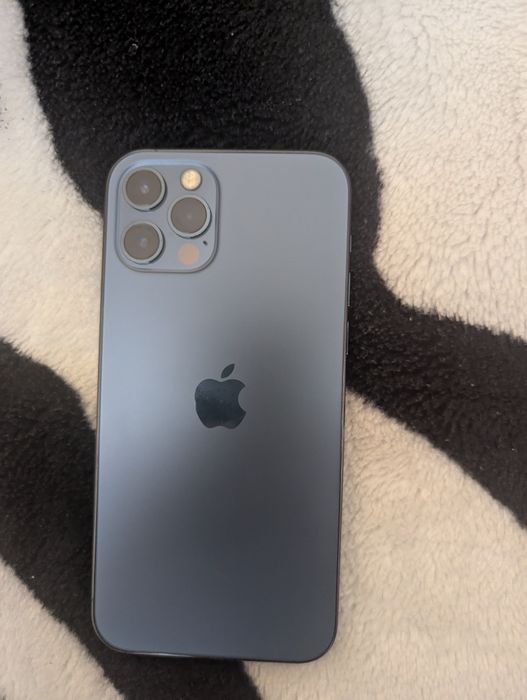 IPHONE 12 pro 128gn pacific blue