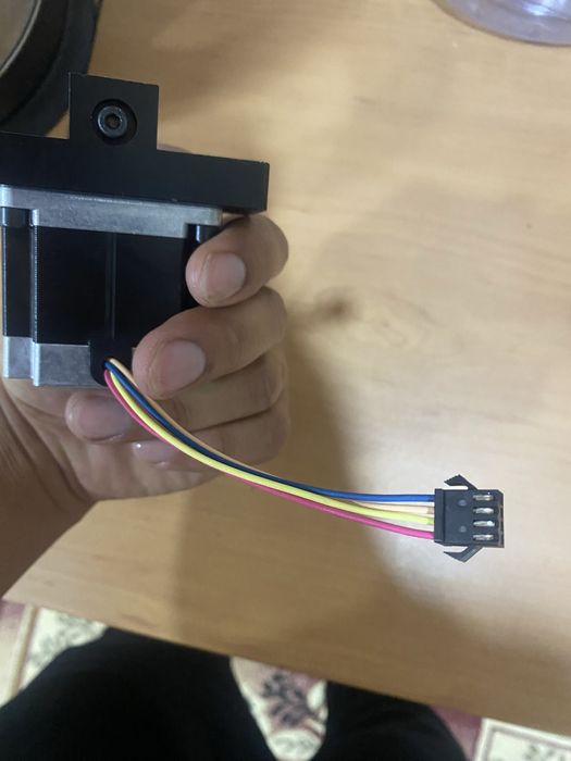 Шаговые моторы. Есть разные типы