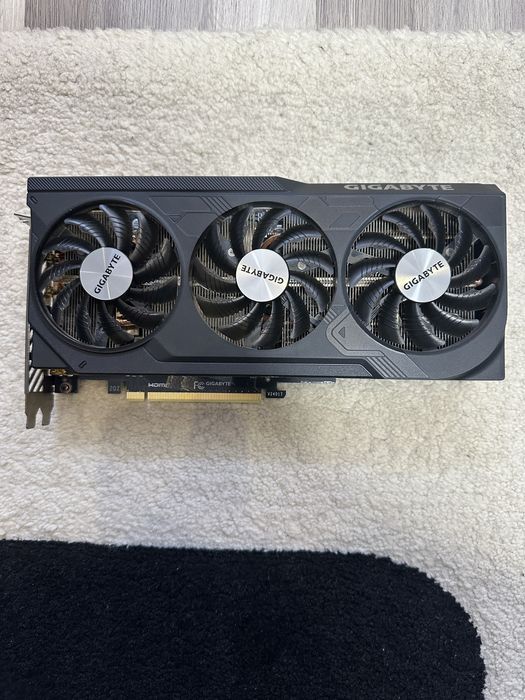 Rtx 4070 gigabyte OC edition (остатъчна гаранция)