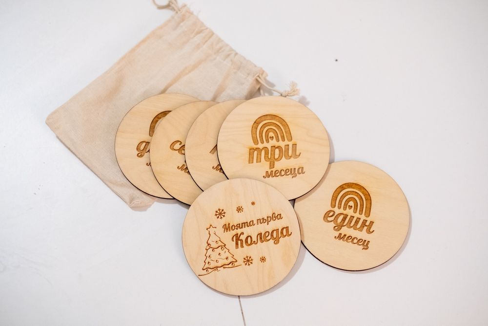 Карти/ надписи за месечинки по месеци