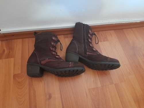 Ghete îmblănite din piele naturala Gitanos marimea 38