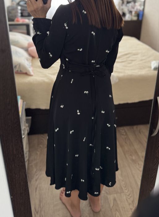 Продам платье женское