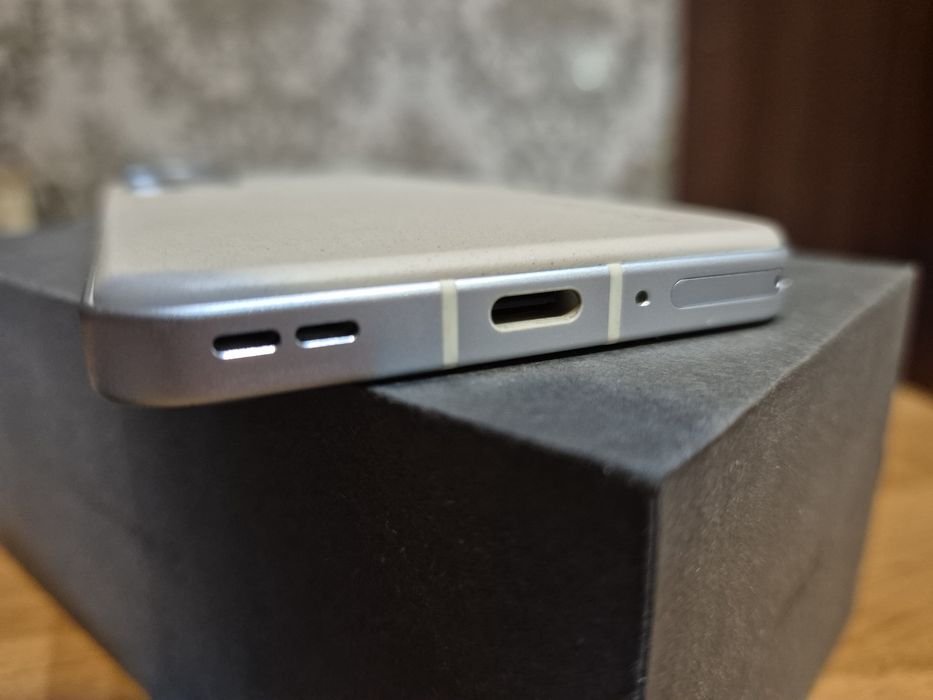 Смартфон Asus zenfone 9, 8/128 Гб