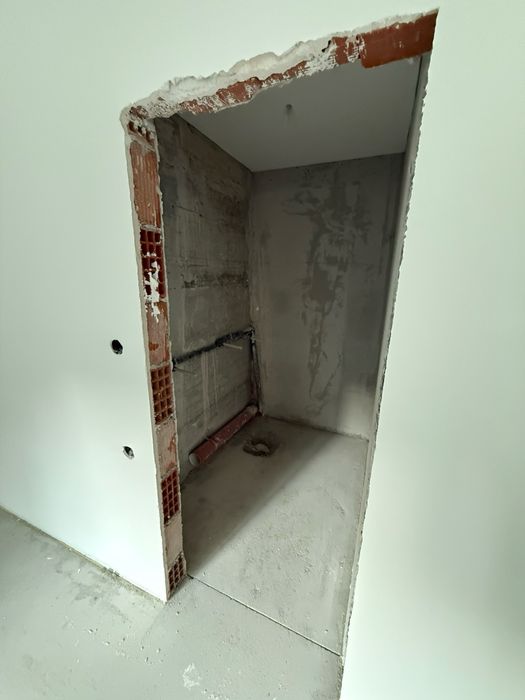 Дава се под наем Четиристаен апартамент в Асеновград - 160 кв.м за 1500 € - Снимка #18