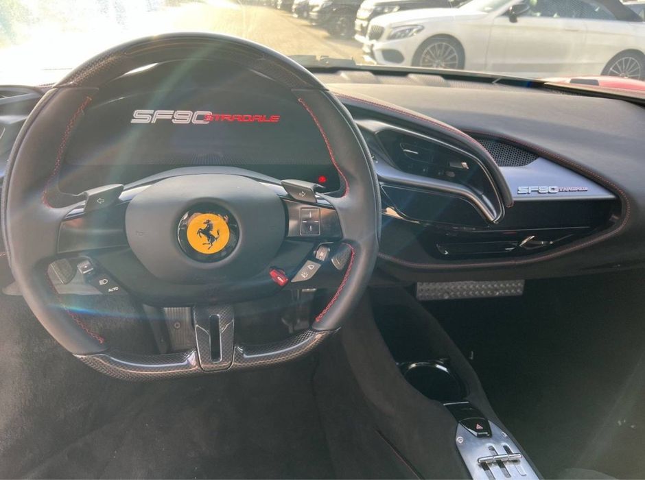 Ferrari SF90 Stradale