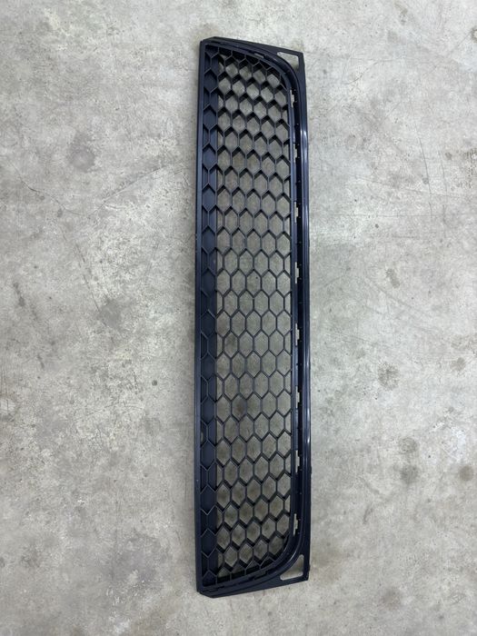 Grila tip fagure Golf 6 GTI/GTD OEM