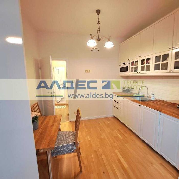 Продава се Двустаен апартамент в София, Център - 52 кв.м за 3147 €/кв.м - Снимка #8