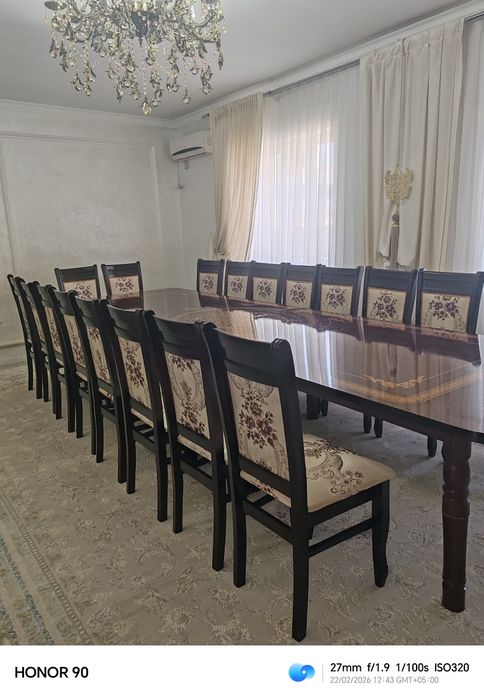 Стол,стулья комплект