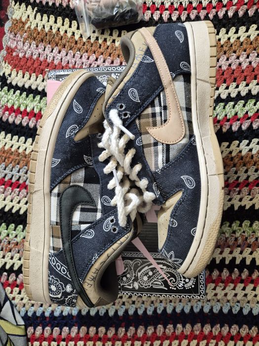 Nike dunk sb travis