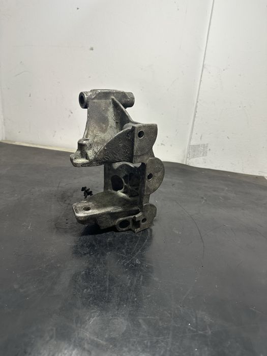 Suport motor Volkswagen Vw T5 2.5 TDI AXD BNZ 070199343B