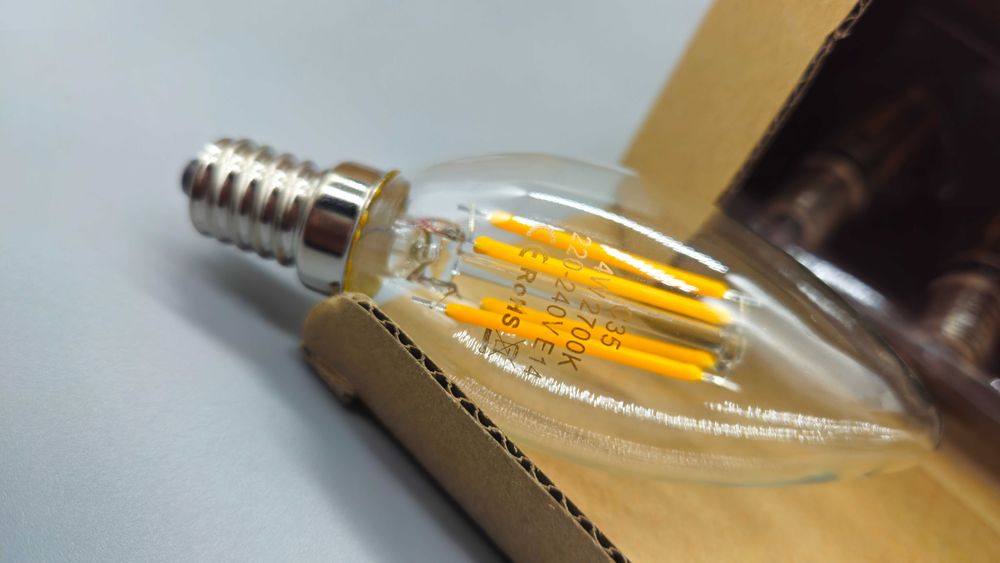 Комплект LED крушки- Различни Модели, Цокъл E14 и E27, 4W и 28W, 2700K