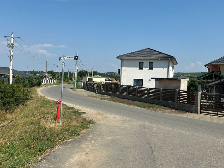 Vand teren intravilan JUCU DE MIJLOC cea mai buna zona  front 20 m
