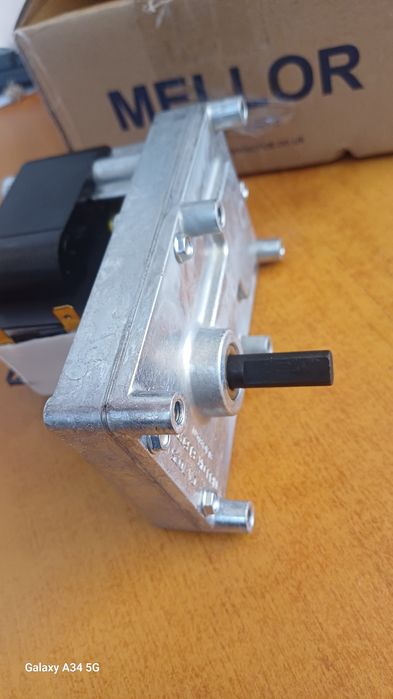 Motoreductor nou centrale cazane peleti cu rotita de rezerva 4 rotatii