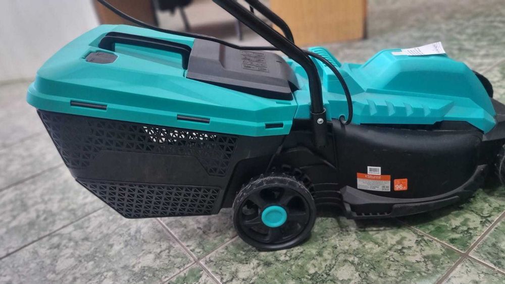 Электро и бензо газонокосилка