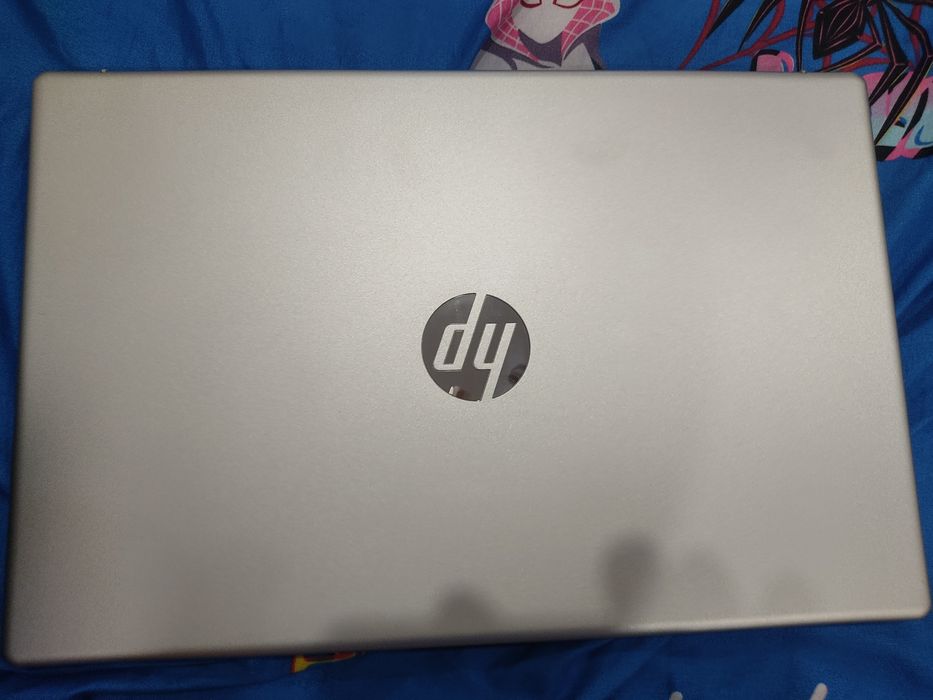 Продаю новый ноутбук hp