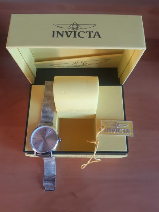 Часовник INVICTA Invincible in detail, дамски