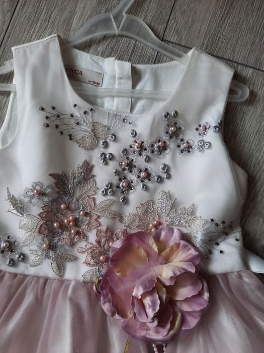 Платье,рост 120,5-8 лет