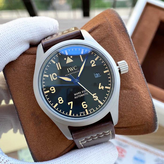 Мъжки часовник IWC Pilot Mark XVIII с автоматичен механизъм