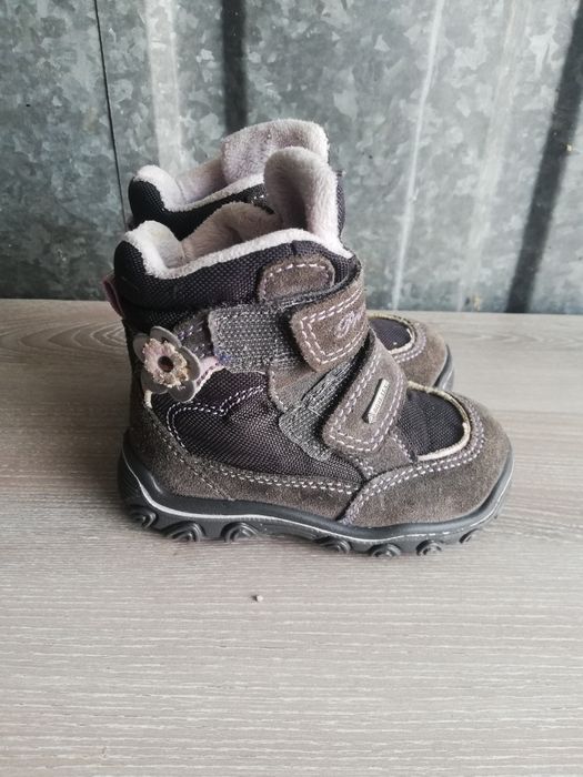 Детски ботуши...