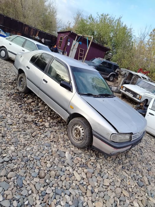Nissan Primera хэтчбек по запчастям
