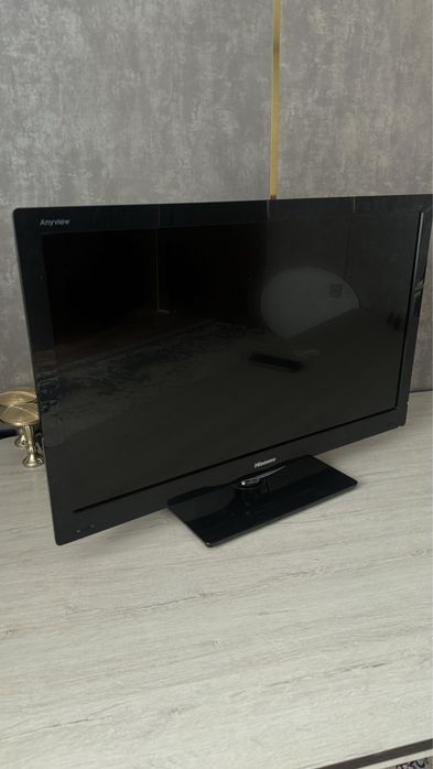 Телевизор  диагональ 81 см