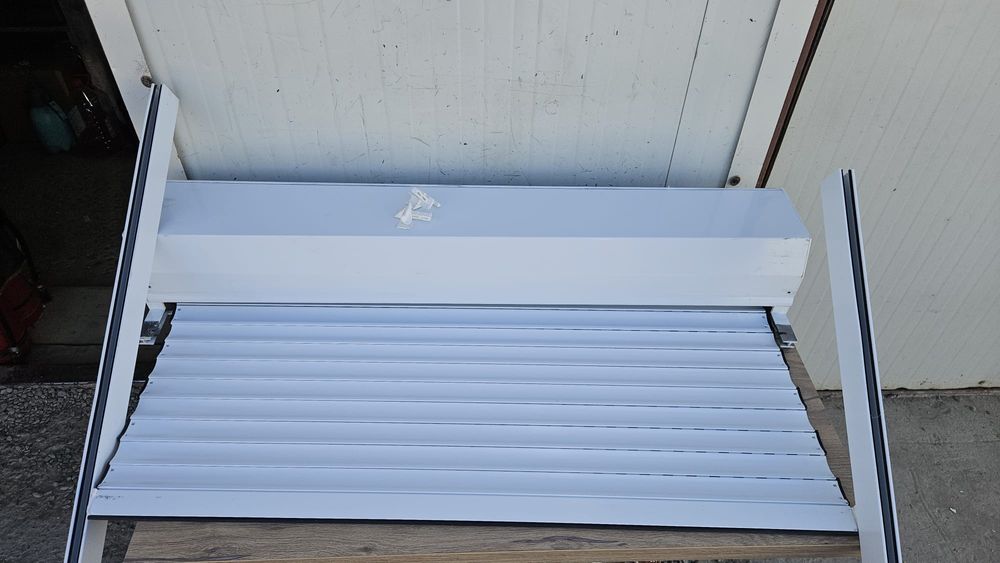 Rulou Exterior Aluminiu  Motorizat 109×200cm Germania ( Nou )