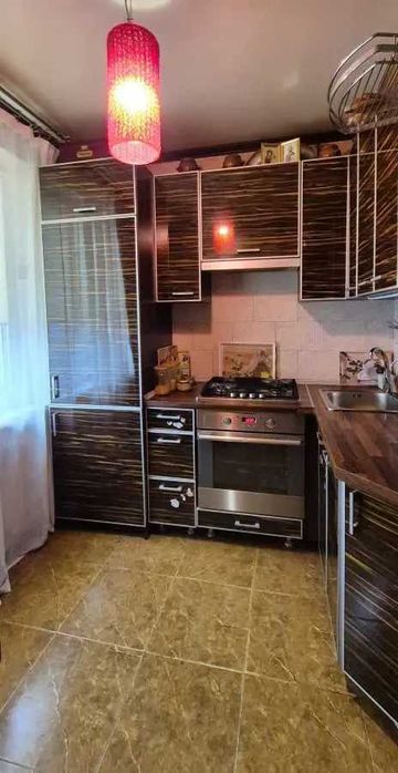 Двустаен имот в кв.Малинова долина