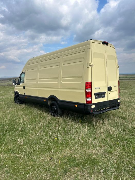 Vând iveco daily 35S13