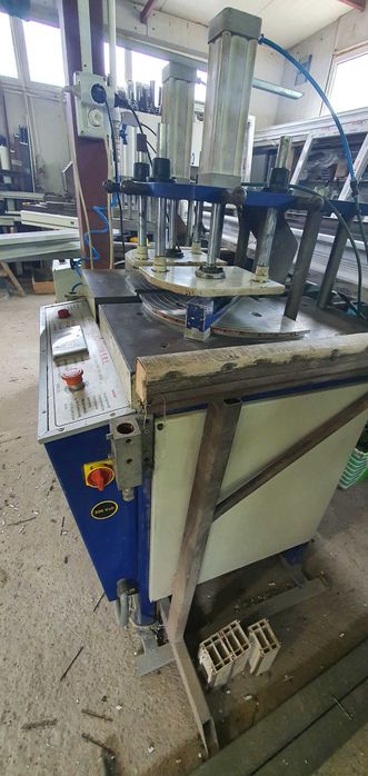 masina de lipit la un cap