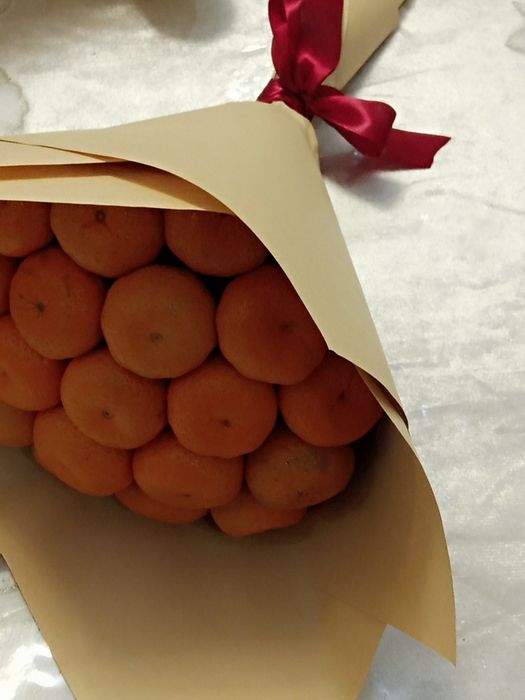 Trend mandarin buket sovgʻalar uchun