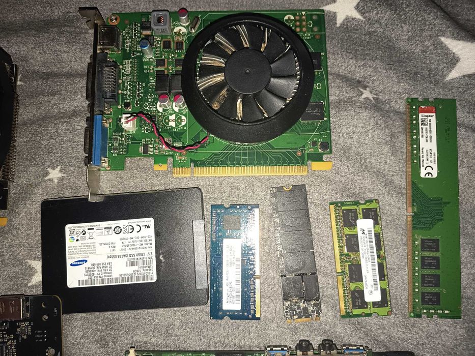 Lot de piese cu probleme, placa baza AM5 Asrock B650, GTX 1050 GTX 750, memorii ddr3 si ddr4, ssd uri, mini pc