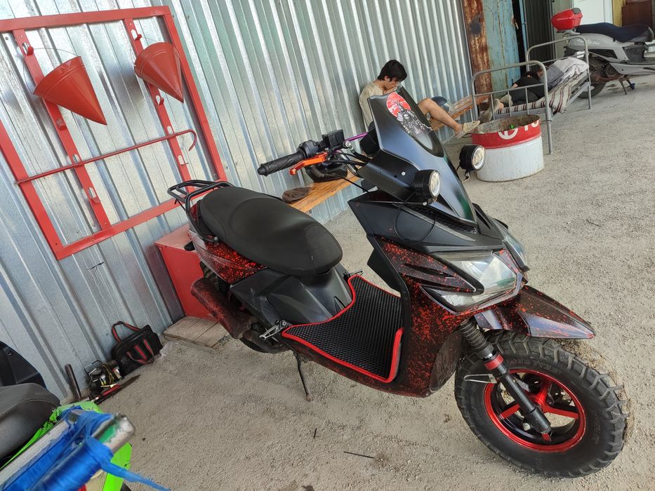 Мопед Самурай. 165 куб с покраской и доп фаром