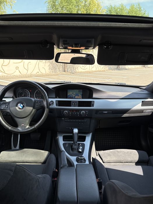 BMW Seria 3 / E90 / 320d / Pachet M