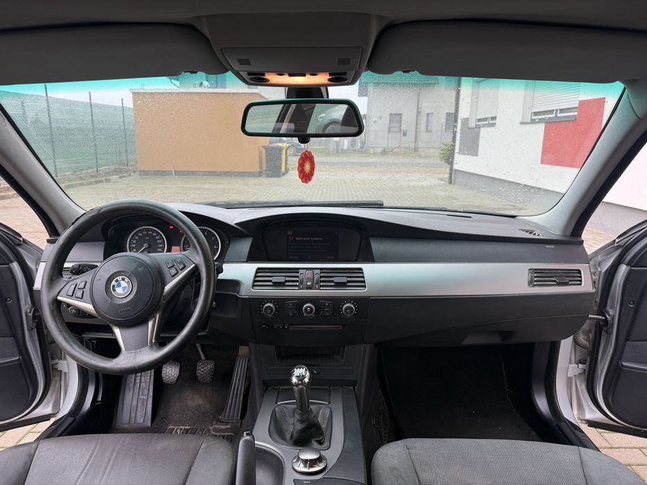 Bmw Seria 5  E60  2.2 benzina