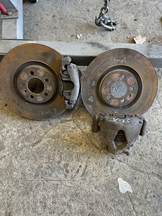Предни спирачки ауди с3 audi s3 2001г 312мм