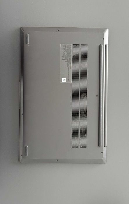 Lenovo IdeaPad 5 – Ryzen 5, 8GB RAM, 512GB SSD