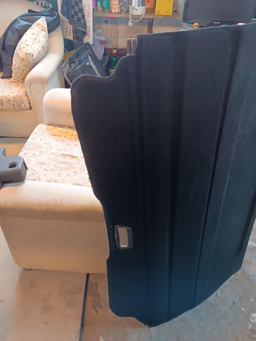 Оригинална  кора зa Багажник за Пежо 407 комби 2004- 2011г